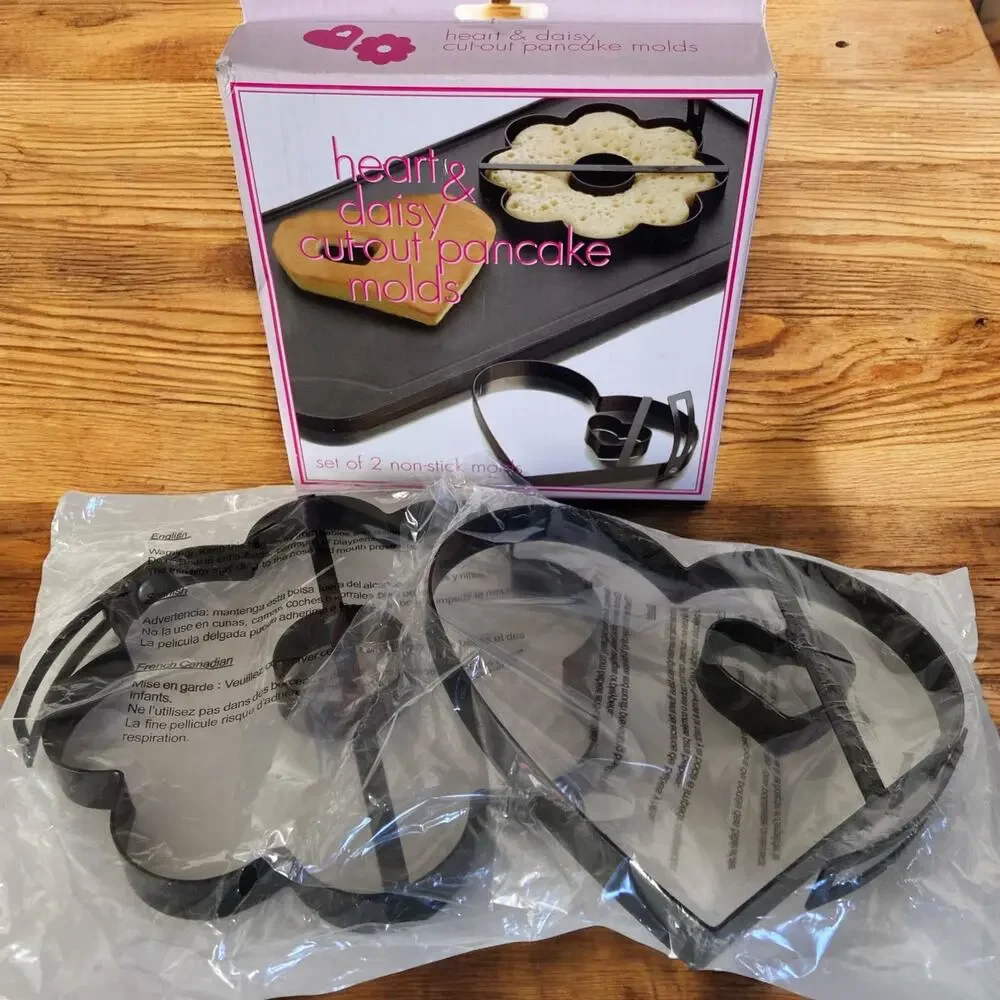 NEW Sweet Heart & Daisy Cut-Out Pancake Non-Stick Molds Shaper Chef Kitchen Tool